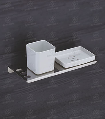 Soap Dish With Tumbler Holder