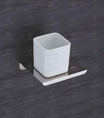 Tumbler Holder