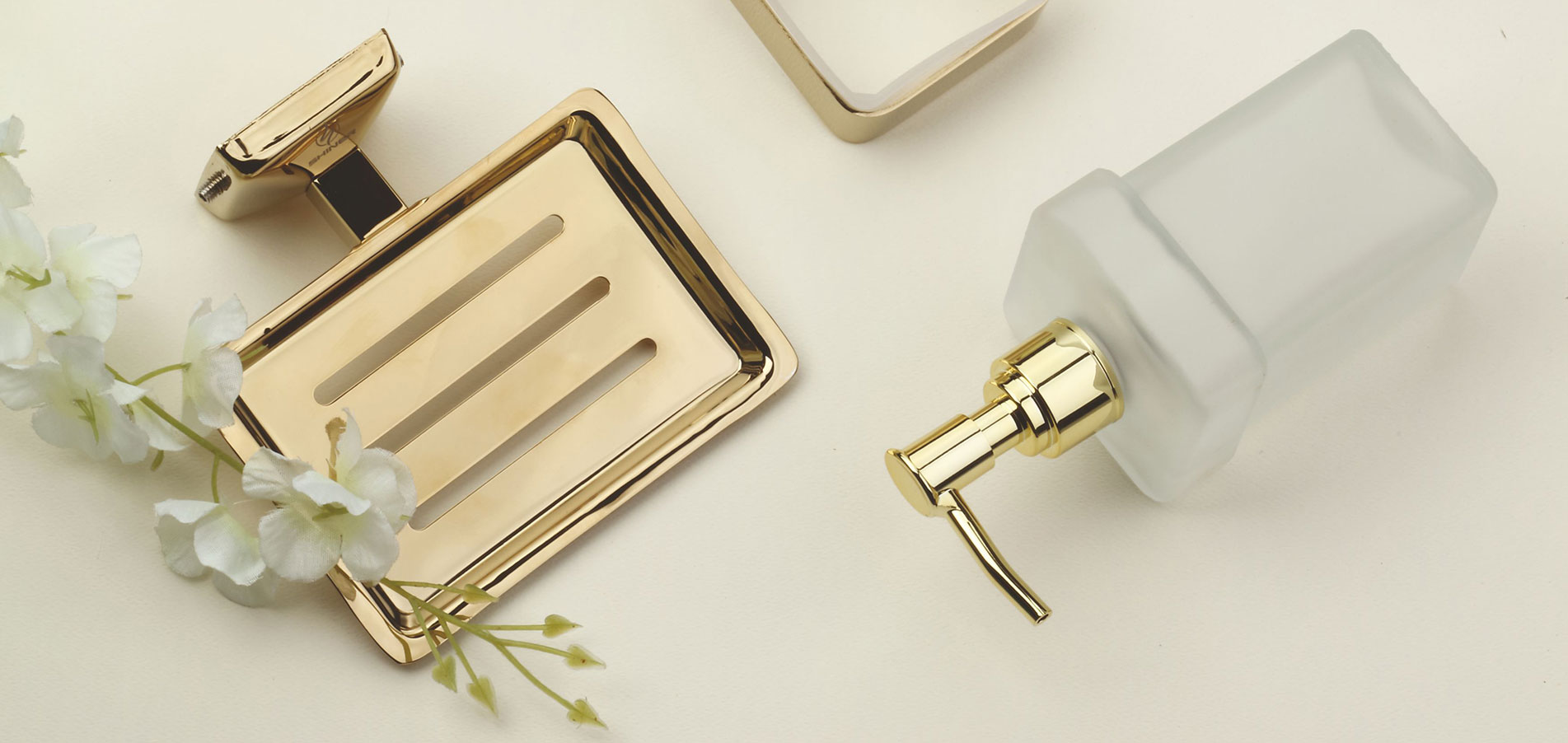 Shiner - Bath Accesories